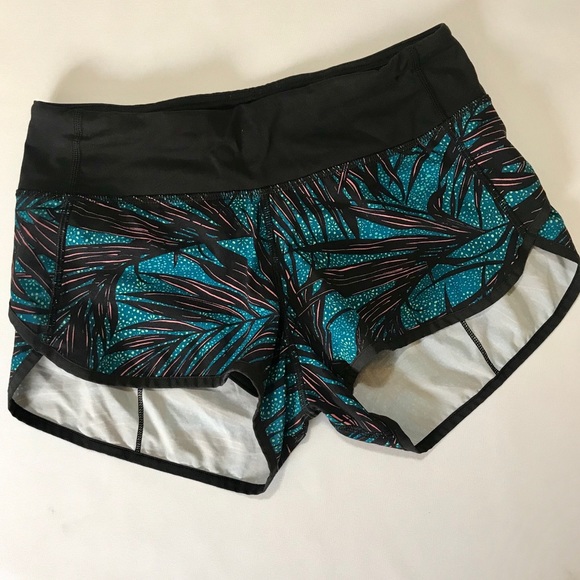 lululemon athletica Pants - Lululemon Speed Short in Palm Lace Tofino size 2